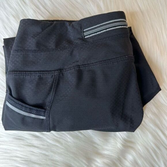 Athleta Dobby Be Free Knicker Capri Black Size XS - Picture 9 of 11